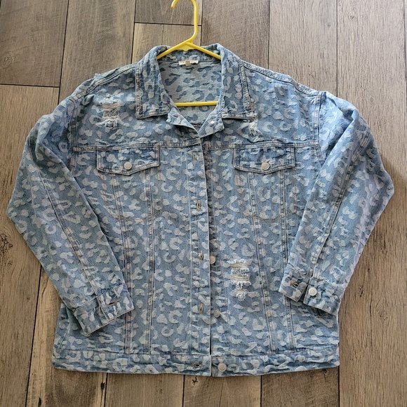 JODIFL Jackets & Blazers - JODIFL leapord print denim jacket